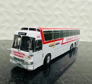 1:43 Scale Silver Eagle Bus in Continental Trailways 100% Handmade Diorama - Picture 1 of 10