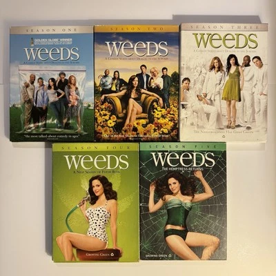 Weeds Showtime Show Series Seasons 1-5  DVD Lot - Image 1 of 2