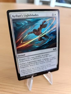 MTG Magic The Gathering Kellan's Lightblades FOIL Wilds Of Eldraine WOE C 0018 - Bild 1 von 2
