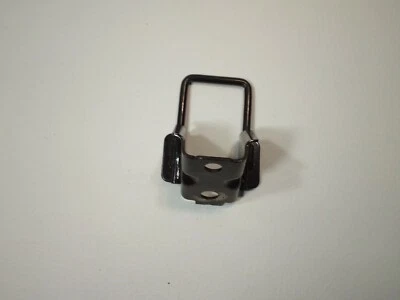 Защелка безопасности заднего автомобильного сиденья 2005 2006 2007 Ford Five Hundred P068 - Изображение 1 из 4