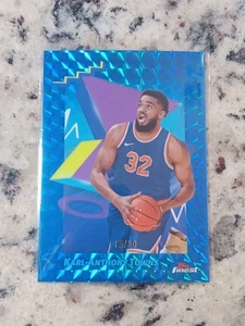 2024-25 Topps Finest Karl-Anthony Towns blu X-Factor /50 Knicks colore corrispondente 153 - Foto 1 di 2