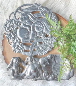Arthur Court Bunny Untersetzer 1995 Aluminium 1994 Kaninchen Serviertablett Frühling Vintage Set - Bild 1 von 4