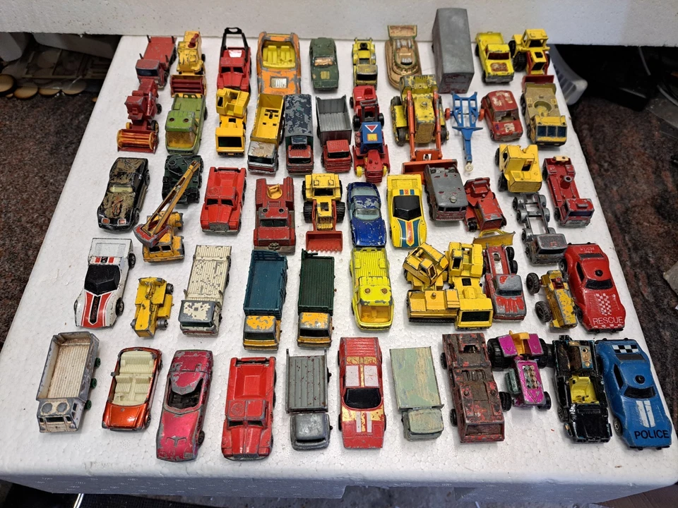 Matchbox Lesney cars, trucks, etc - Choose from list - Image 1 of 1