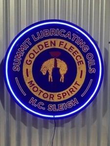 GOLDEN FLEECE HANGING RAM RARE 680 MM DIAMETER NEON SIGN PERFECT FOR MANCAVE - Picture 1 of 7