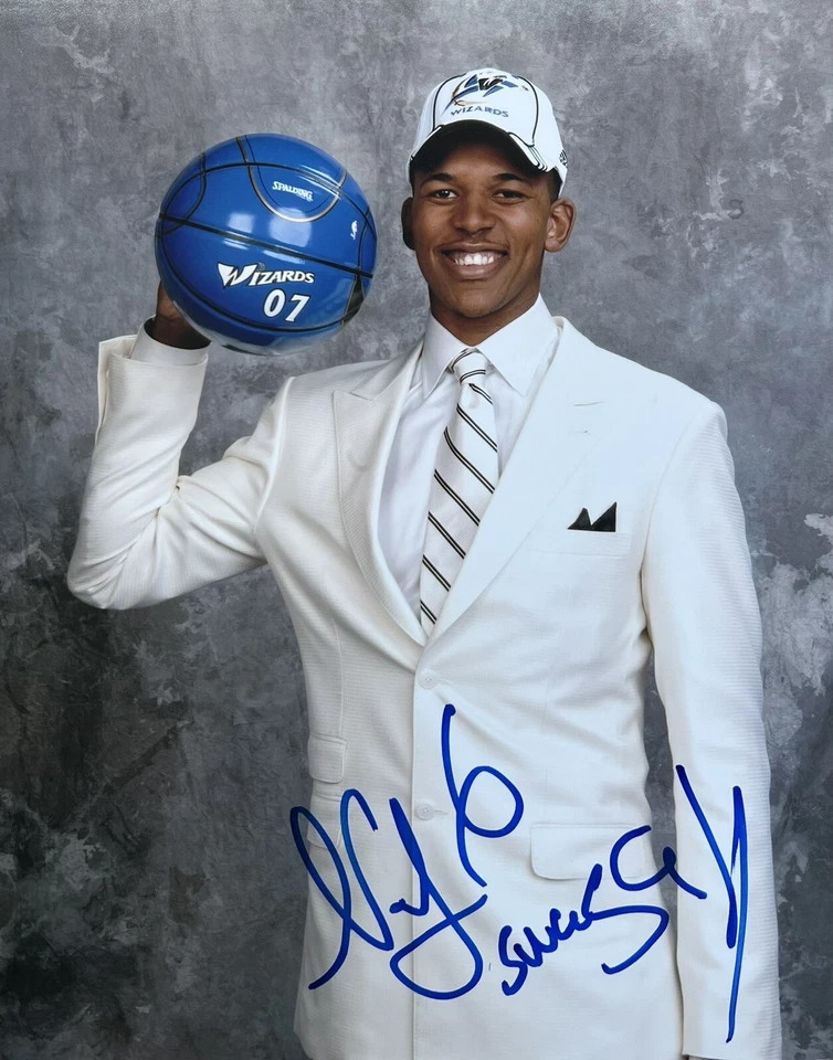 Foto 8x10 firmada por Nick Young autografiada de Los Angeles Lakers NBA Swaggy P Foto 1 de 1