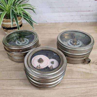 Vintage Pigeon Racing Clocks Timers x 3 Heavy Metal,  For Spares, Not Tested - Image 1 of 4