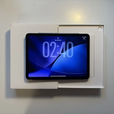 Apple iPad Air 5 M1 64GB Space Grau WiFi – Garantie 07/26 – OVP & Folio - Bild 1 von 4