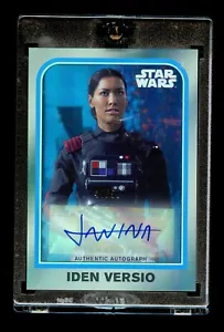 Janina Gavankar as Iden Versio AV-JG Auto 2022 Topps Star Wars Signature 45/50 - Bild 1 von 2