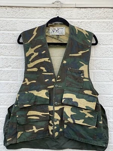 Vintage Duck Bay Woodland Camo Vest Size L Game Pouch Padded Shoulder EUC - Picture 1 of 10