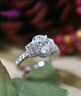 Помолвочное женское кольцо из белого золота 14 карат с лабораторным бриллиантом овальной огранки 3 карата - Изображение 1 из 3