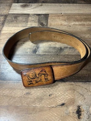 Винтажный пояс из тисненой кожи хиппи гриб 44 дюйма - Изображение 1 из 3