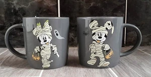 NUEVO Par de Tazas Disney MICKEY & MINNIE MOUSE Cerámica HALLOWEEN para Sus y Sus - Imagen 1 de 4