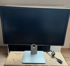 Dell P2314Ht 60,4 cm 23,8 Zoll LED-Monitor Widescreen DP DVI VGA 1920x1080 sw/s - Bild 1 von 3