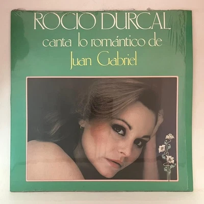 ROCIO DURCAL - CANTA LO ROMANTICO DE JUAN GABRIEL - 1982 MEXICAN LP ALBUM - Image 1 of 4