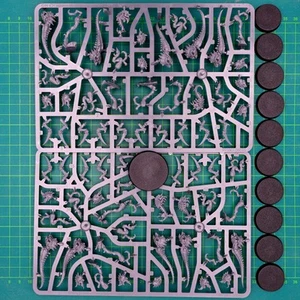 Tyraniden Hormaganten mit Absorberschwarm #17767 Warhammer 40.000 - Picture 1 of 5