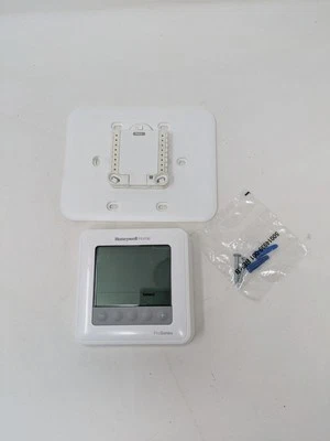 Termostato programable blanco Honeywell TH6110D1005 FocusPRO 6000 Foto 1 de 4