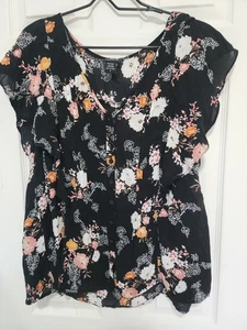 Torrid Damenbluse schwarz Blumenmuster Flatter Kurzarm Größe 0 - Bild 1 von 4