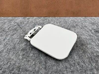 INFINITI Q50 2014-2022 OEM GAS LID DOOR ASSEMBLY (WHITE) - Image 1 of 4