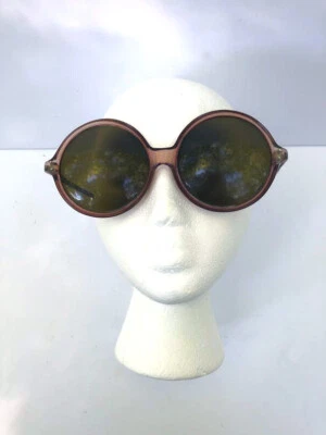 Rare genuine vintage 60s / 70s Big Iris Apfel style brown sunglasses  - Image 1 of 4