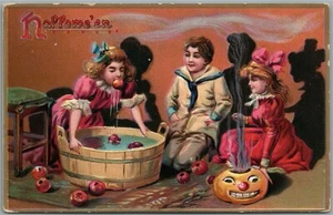 HALLOWEEN RAPHAEL TUCK SERIE 150 POSTAL ANTIGUA NIÑOS con CABEZA CALABAZA - Imagen 1 de 2