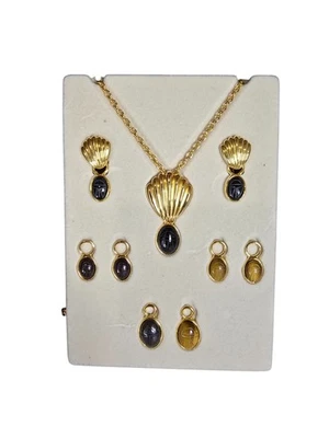 Signed Weingeroff VTG Gold Genuine Onyx/Tigers Eye Scarab 30” Necklace Clip on - Image 1 of 2