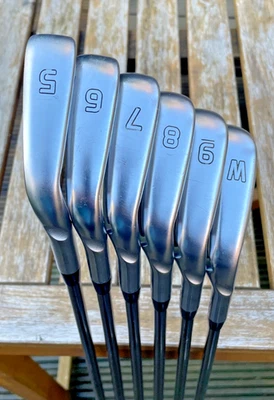 Ping i210 5-PW Senior Flex UST Recoil F2 Shafts /Black Dot/ Right Handed/ VGC - Image 1 of 4