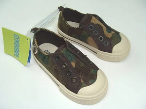 Scarpe da Tennis Gymboree Autunno Campeggio Ragazzo Taglia 04 NUOVE  - Foto 1 di 4