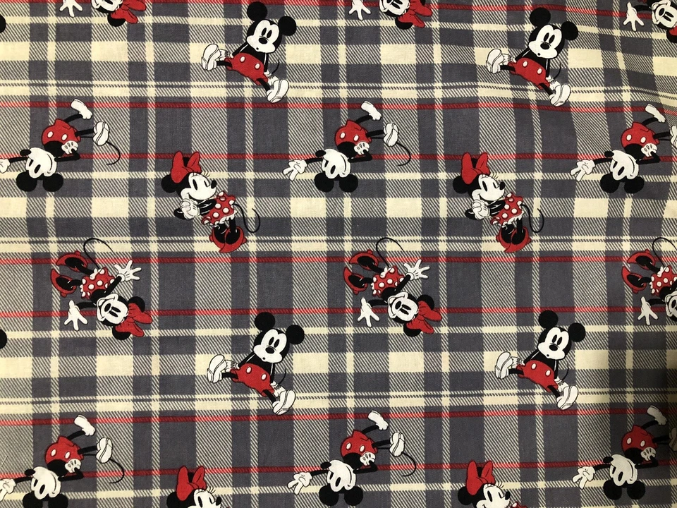 Cuarto Graso ~Mickey Mouse Cuadros~ 18" X 21" Tela 100% Algodón Foto 1 de 1