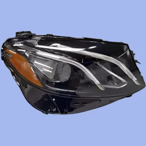 Mercedes-Benz W213 E200 E250 E300 E400 E450 Right LED US Headlight A2139068206 - Bild 1 von 4
