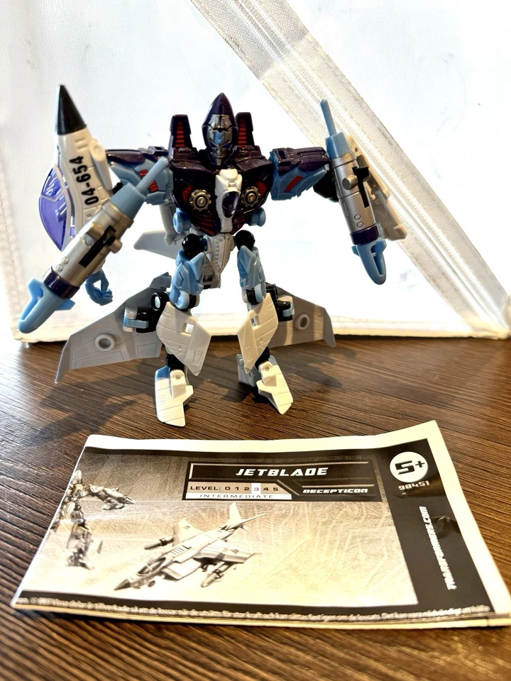 Transformers Revenge of the Fallen Deluxe Jetblade 2010 - Immagine 1 di 2