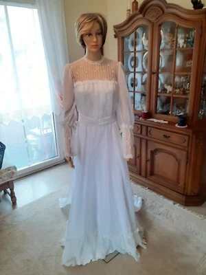 Brautkleid Hochzeitskleid Kleid Braut Babycat collection Spitze Langarm 38 - Bild 1 von 3