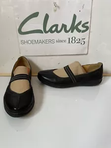 Clarks unstrukturierte Slipper schwarz Leder Schuhe Größe UK 7 EU 41 ., - Bild 1 von 11