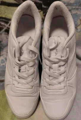 Weiße Damen Turnschuhe Gr . 41 von Vty - Bild 1 von 4