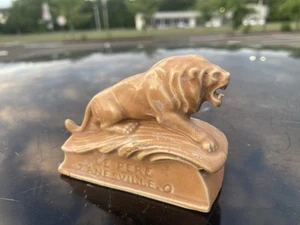 Vintage Le Pere Atlantic City Ohio Lions 1951 Zanesville Salt Glaze Paperweight - Picture 1 of 3