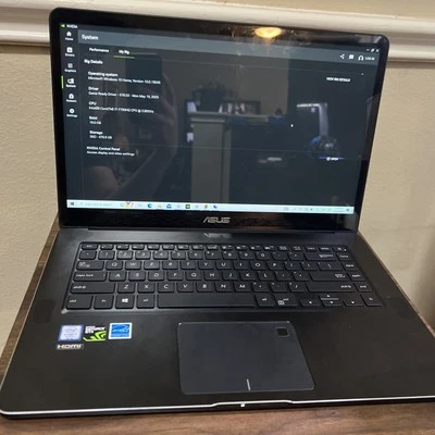 Computadora portátil táctil Asus ZenBook Pro UX550VE-DB71T 15,6 pulgadas FHD (Intel i7 Foto 1 de 4