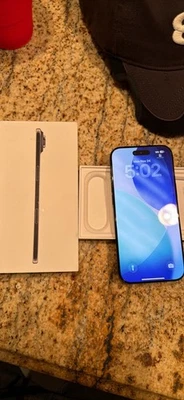 Apple IPhone 17 Air - Image 1 of 4