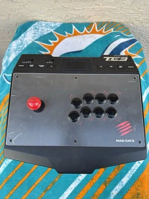 Mad Catz T.E.3 Configurable Button PC & Console Play Arcade Fight Stick Black - Image 1 of 4