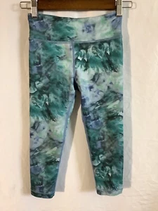 Athleta Capris Girls size Medium 8-10 Green Printed Chit Chat High Rise *STAIN* - Picture 1 of 7