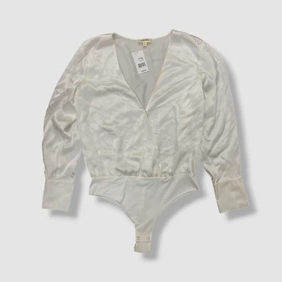 Body para mujer L'Agence marfil liso seda brillante talla S Foto 1 de 3