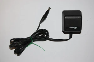 Thorens FW5003 Netzteil AC-Adapter mit Output 10V / 300mA - Input 220V / 50Hz - Bild 1 von 3
