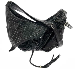 KMRii Schultertasche schwarz Leder Nieten Crossbody Messenger 12,6"x6,9"x4,3" - Bild 1 von 8