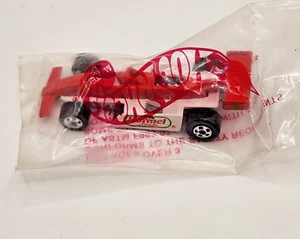 Hot Wheels Hormel Foods 1994 promoción nuevo en paquete coche de carreras - Imagen 1 de 5