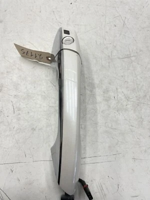 Maçaneta externa 2010 Mercedes-Benz S550 dianteira esquerda 2217600570 1168014 - Imagem 1 de 4