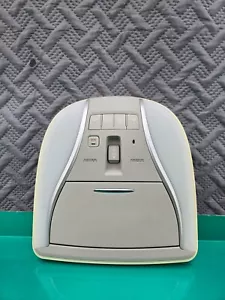 INFINITI Q70 Q70L TECHO CONSOLA SUPERIOR DOMO LUZ LÁMPARA INTERRUPTOR FABRICANTE DE EQUIPOS ORIGINALES 2017-2019 - Imagen 1 de 3