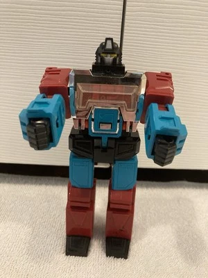 Vintage G1 Transformers PERCEPTOR 1984 Autobots Hasbro - Image 1 of 4