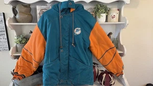 Chaqueta De Colección Miami Dolphins Triple FAT Goose, Equipo NFL Talla M ¡CÁLIDA! - Imagen 1 de 17
