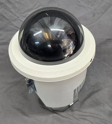 Bosch VG5-7230-CPT5 Dome Camera 30X Zoom Lens - Image 1 of 4