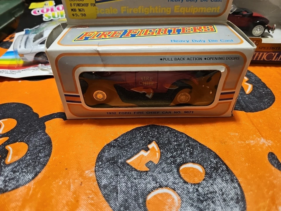 Coche Ford Jefe de Bomberos Modelo Power 1932 Nº 9671 diecast nuevo en caja sin perforar Foto 1 de 4