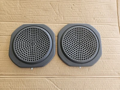 ☄️ 2 NISSAN D21 87-95 Hardbody Front Door Panel Factory OEM Speaker Cover GRAY  - Imagem 1 de 4