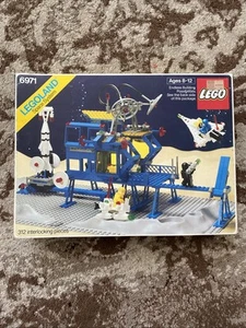 LEGO Space System #6971 Inter-Galactic Command Base LEGOLAND - Solo en caja - Imagen 1 de 11